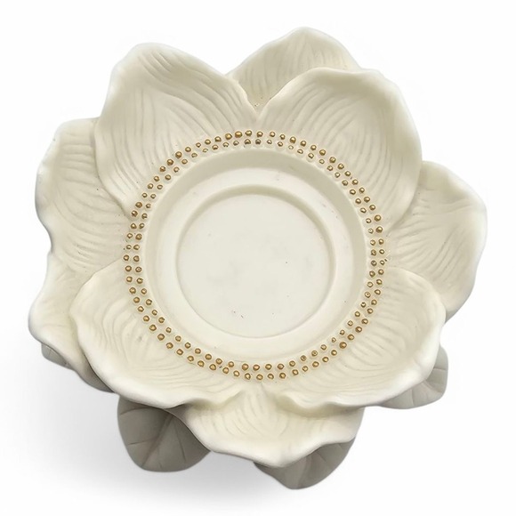 Partylite Porcelain Bisque Magnolia Lotus Flower Blossom Candle Holder Gold Bead - Picture 3 of 7